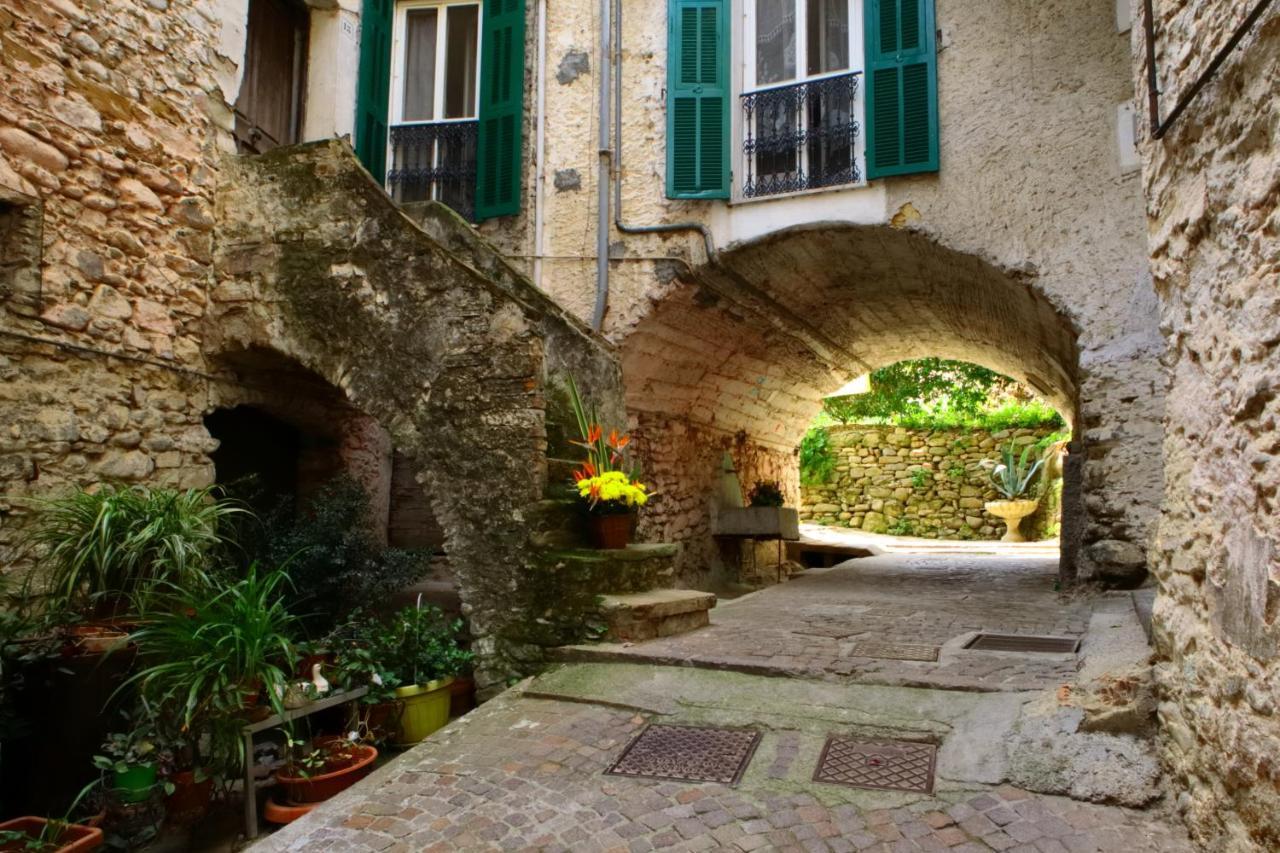 La Casa Degli Alberi Villa Dolceacqua Exterior foto