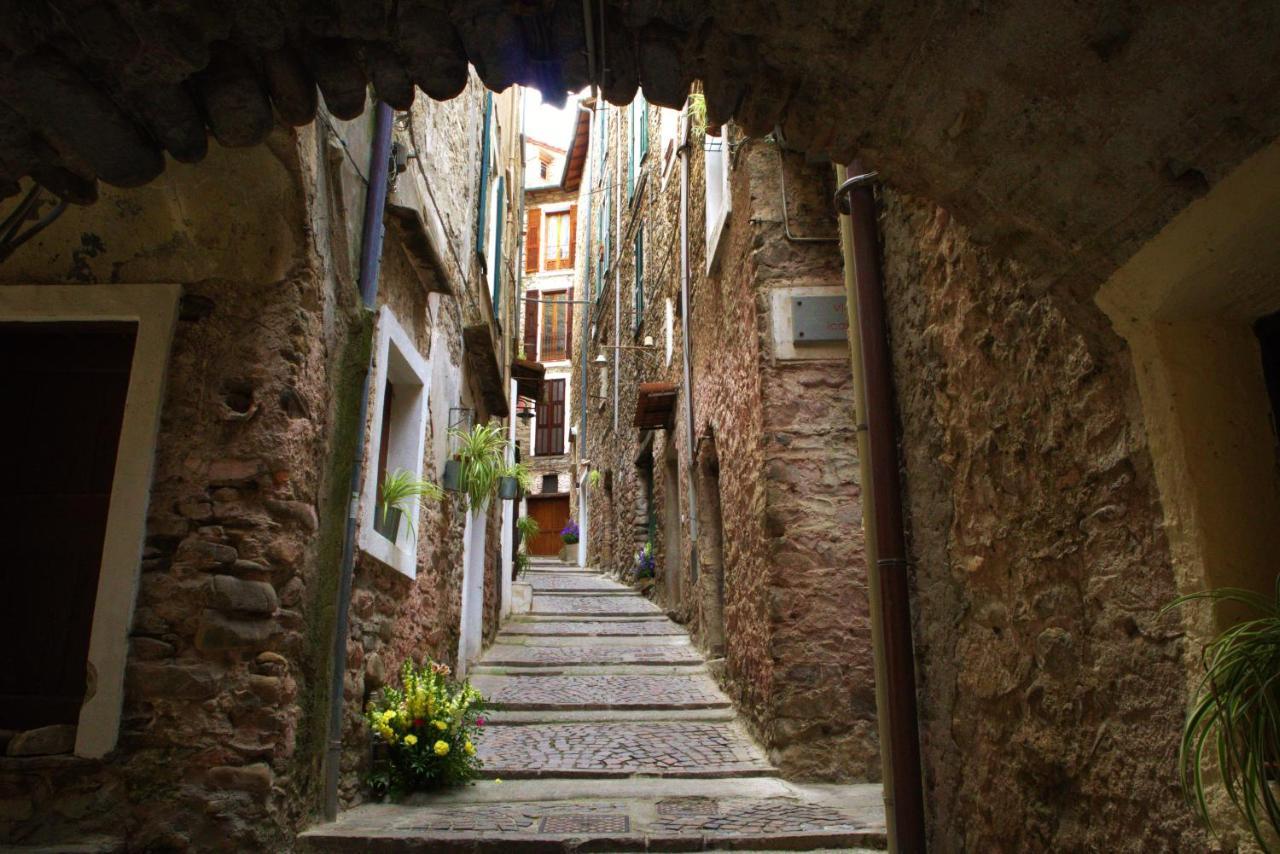 La Casa Degli Alberi Villa Dolceacqua Exterior foto